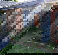 Hawthorn Holiday House - Yamba Accommodation