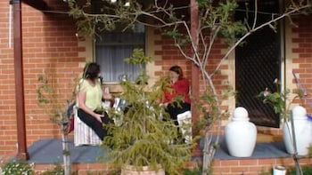 Albury Cottages - Yamba Accommodation 6