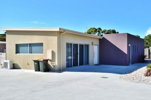 170 Hazards View Unit 1 - Yamba Accommodation 7