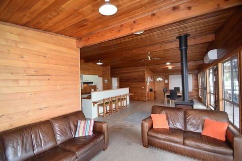 Freycinet On The Bay - Yamba Accommodation 7