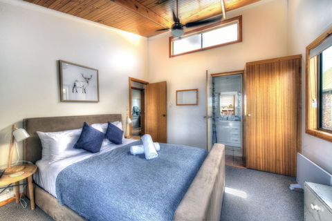 Dove On Freycinet - Yamba Accommodation 3