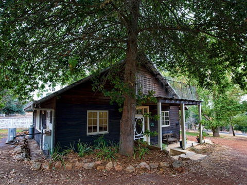 Oak Tree Barn Bridgetown - Yamba Accommodation 2