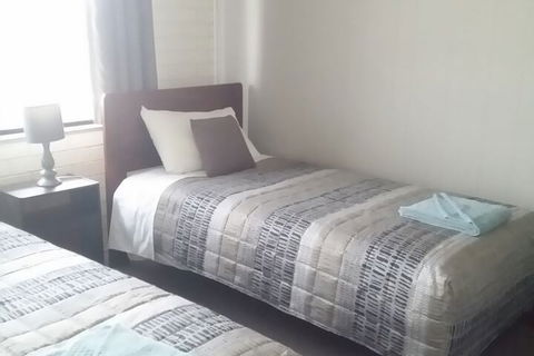 White Manor Motel - Yamba Accommodation 3