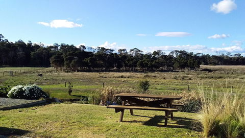Pelican Point Sanctuary - Yamba Accommodation 0