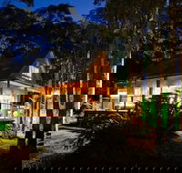 Buddha's Bungalow - Yamba Accommodation