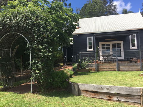 Hillview Cottages - Yamba Accommodation 1