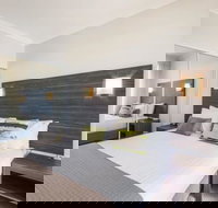 Dolphin Quay Apartments - Yamba Accommodation