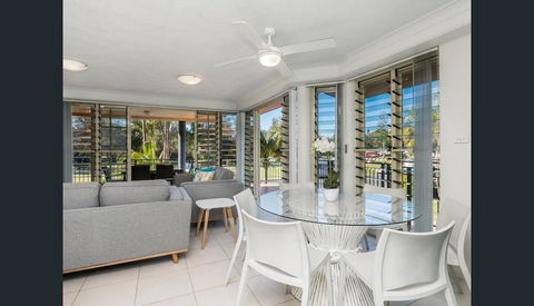 Sea Breeze On Main Beach - Yamba Accommodation 2