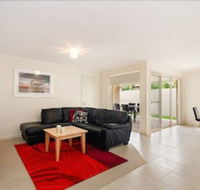 Fringe Apartments - Yamba Accommodation