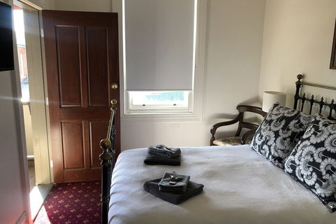Corner Hotel Alexandra - Yamba Accommodation 7