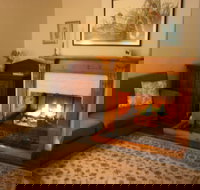 Brickendon - Yamba Accommodation