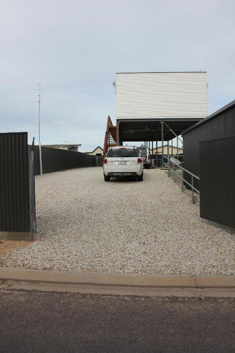 Beach House At Arno - Yamba Accommodation 3