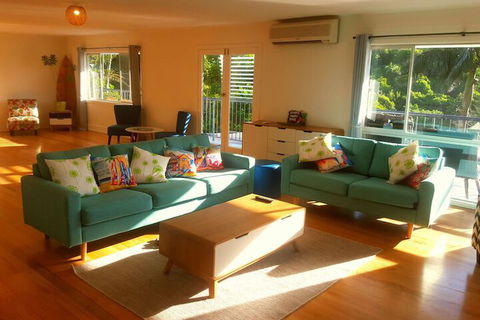 Wategos Surf Shack - Yamba Accommodation 2