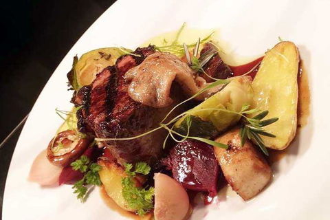 SEE Restaurant - Yamba Accommodation 10