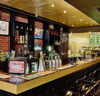 Browns Corner Hotel - Yamba Accommodation