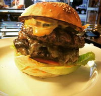 Chew Burger - Yamba Accommodation