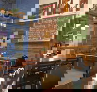 Mango Thai - Yamba Accommodation