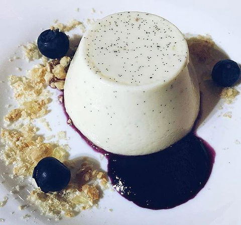 Two Fat Blokes Gourmet Kitchen - Yamba Accommodation 8