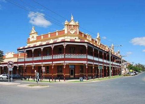 Shamrock Hotel - Yamba Accommodation 0