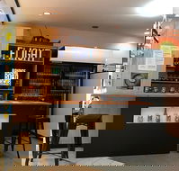 Flight Bar And Bottle Shop - Yamba Accommodation