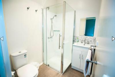 The 12 Apostles Inn / Princetown Tavern - Yamba Accommodation 3