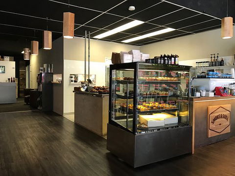 Smoke & Soda - Yamba Accommodation 0