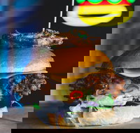 BMX Burgers - Yamba Accommodation