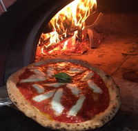 Ometto pizza bar - Yamba Accommodation