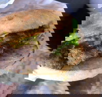 Burgers on William - Yamba Accommodation