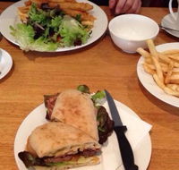 Cafe Book - Yamba Accommodation