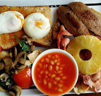 Crowded house cafe scone - Yamba Accommodation