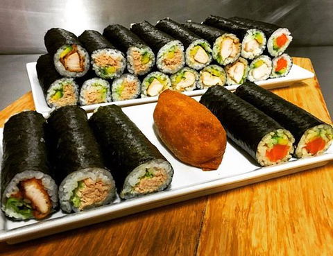 Freewave Sushi & Burgers - Yamba Accommodation 0