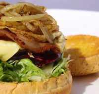 Michael's Take Away - Yamba Accommodation