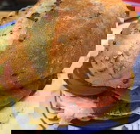 Quotes Cafe - Yamba Accommodation