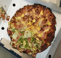 Terry's Pizza's - Yamba Accommodation