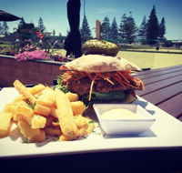 Sandbar Bistro - Yamba Accommodation