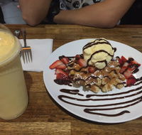 Clyde Treats Petite Yum - Yamba Accommodation
