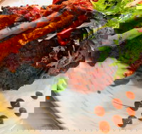 The Gan-jeez - Yamba Accommodation