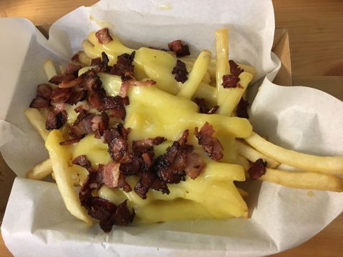 1090 Burger - Yamba Accommodation 0