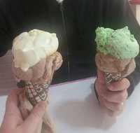 Annie's Old Fashioned Ice Cream Parlour - Yamba Accommodation