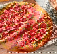 Pizza Hut - Yamba Accommodation