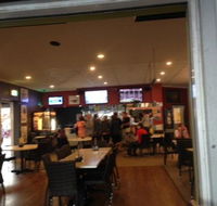 The Shaws Bay Hotel - Yamba Accommodation