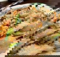 Yat Bun Tong - Yamba Accommodation