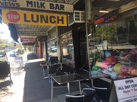 Stop Lunch - Yamba Accommodation 0