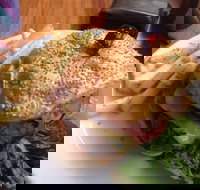 Chacho's - Yamba Accommodation