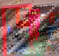 In 2 Thai - Yamba Accommodation