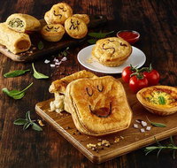 Pie Face - Potts Point - Yamba Accommodation