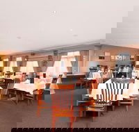 Trappers Restaurant - Yamba Accommodation
