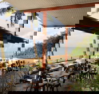 Enzo's On The Beach - Yamba Accommodation