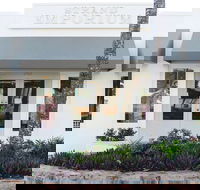 Strand Emporium - Yamba Accommodation